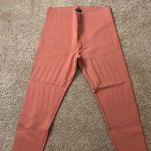 Loft sculpt salmon colored leggings never worn
